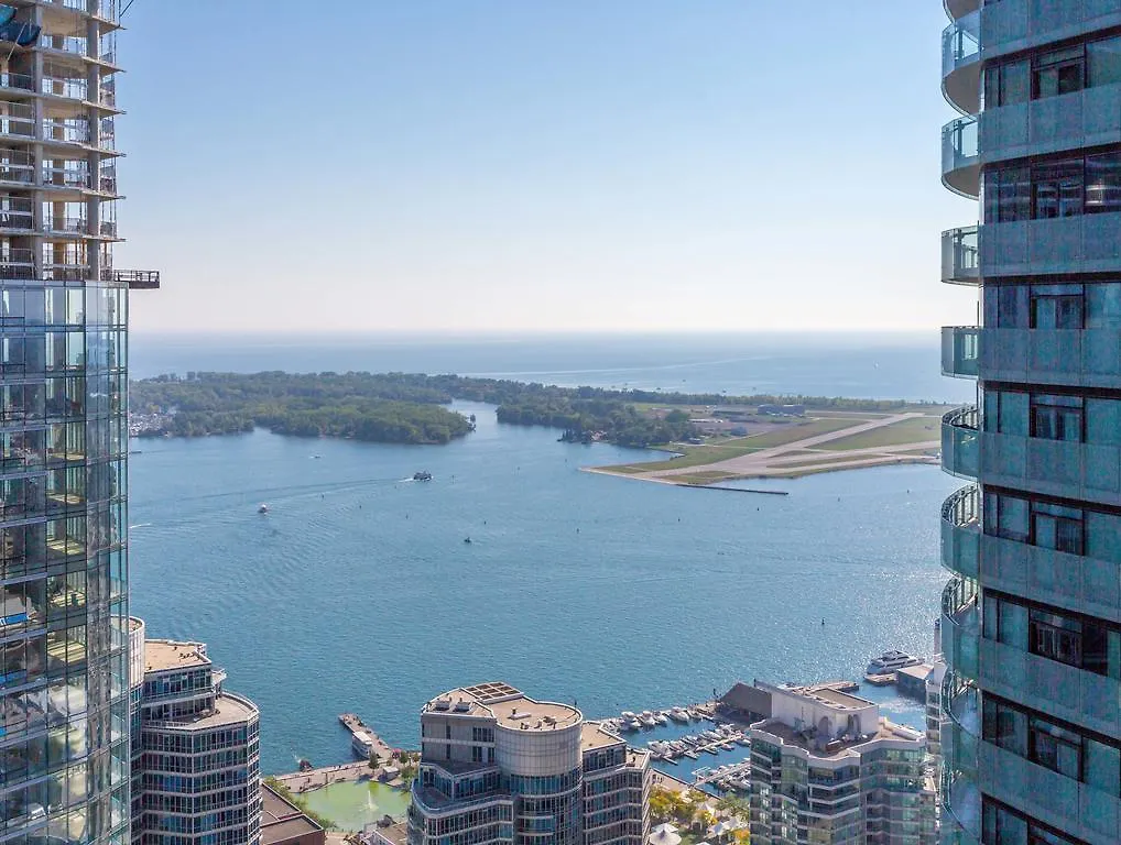 Noel Suites - York And Bremner Toronto Canada